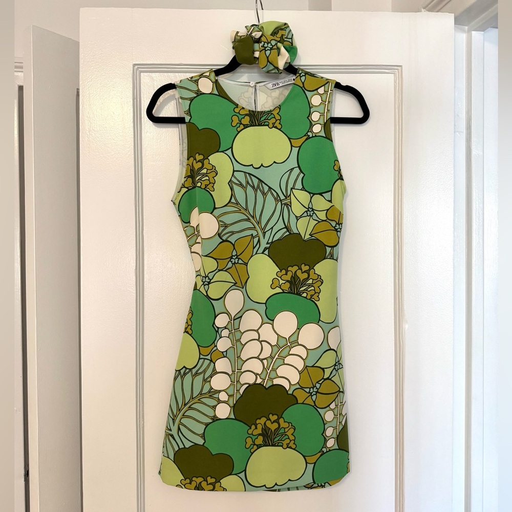 ZARA Floral Green Sleeveless Dress with Matching Scrunchie